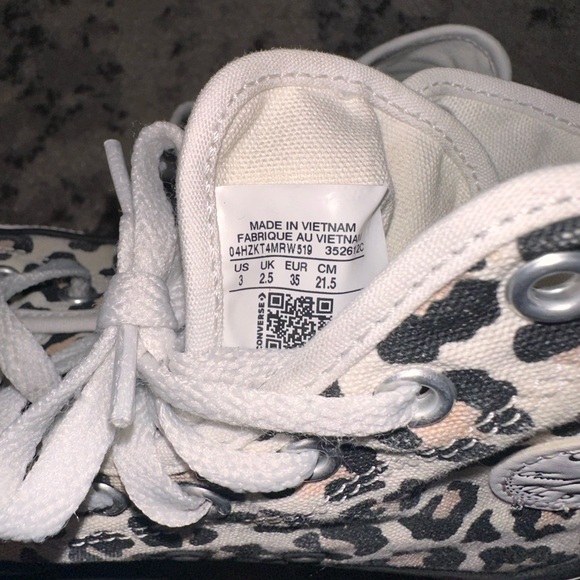 Cheetah Converse - Picture 4 of 4